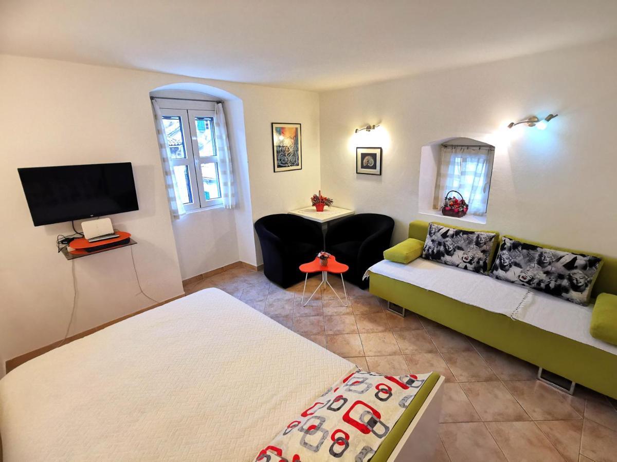 Old Town Boskovic Apartment Kotor Bagian luar foto